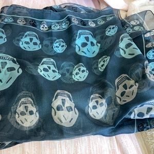 Alexander McQueen Box Skull Scarf 138x138 Blue Multi 100% Silk